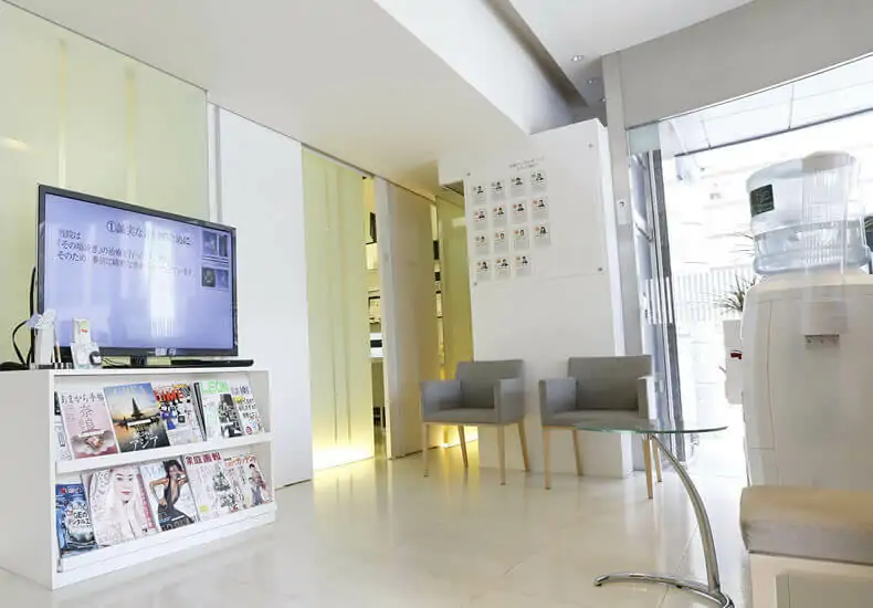 安岡デンタルオフィス 江坂本院